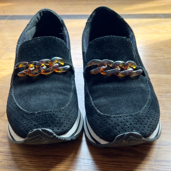 Casual Comfy Pelle Moda Shoes - Picture 2 of 5